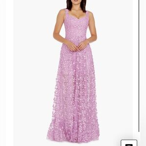 Dress the Population Lavender Anabel Semisheer Sweetheart Neck Gown